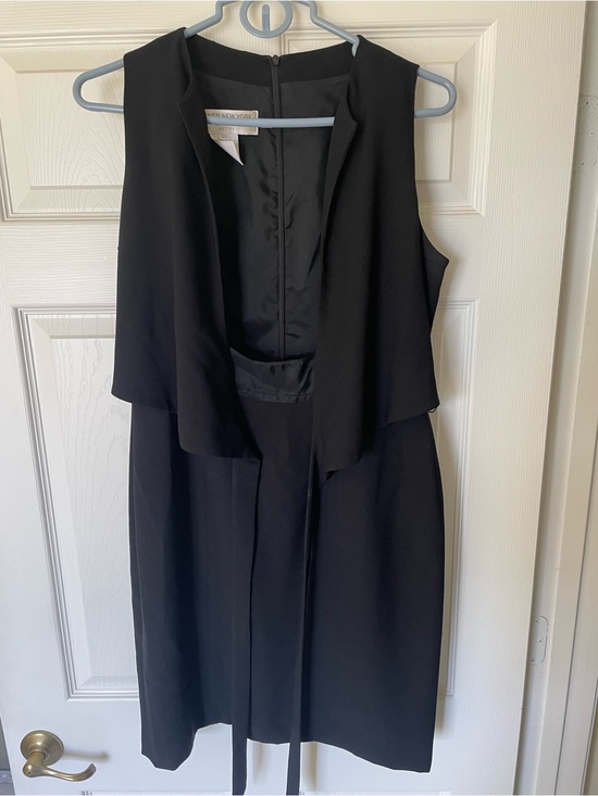 Jones New York Dresses & Skirts - Jones New York Black Sleeveless Overlay Dress